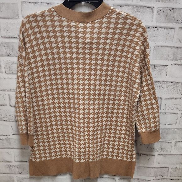 Ann Taylor Factory Tan and Cream Sweater - Picture 3 of 3